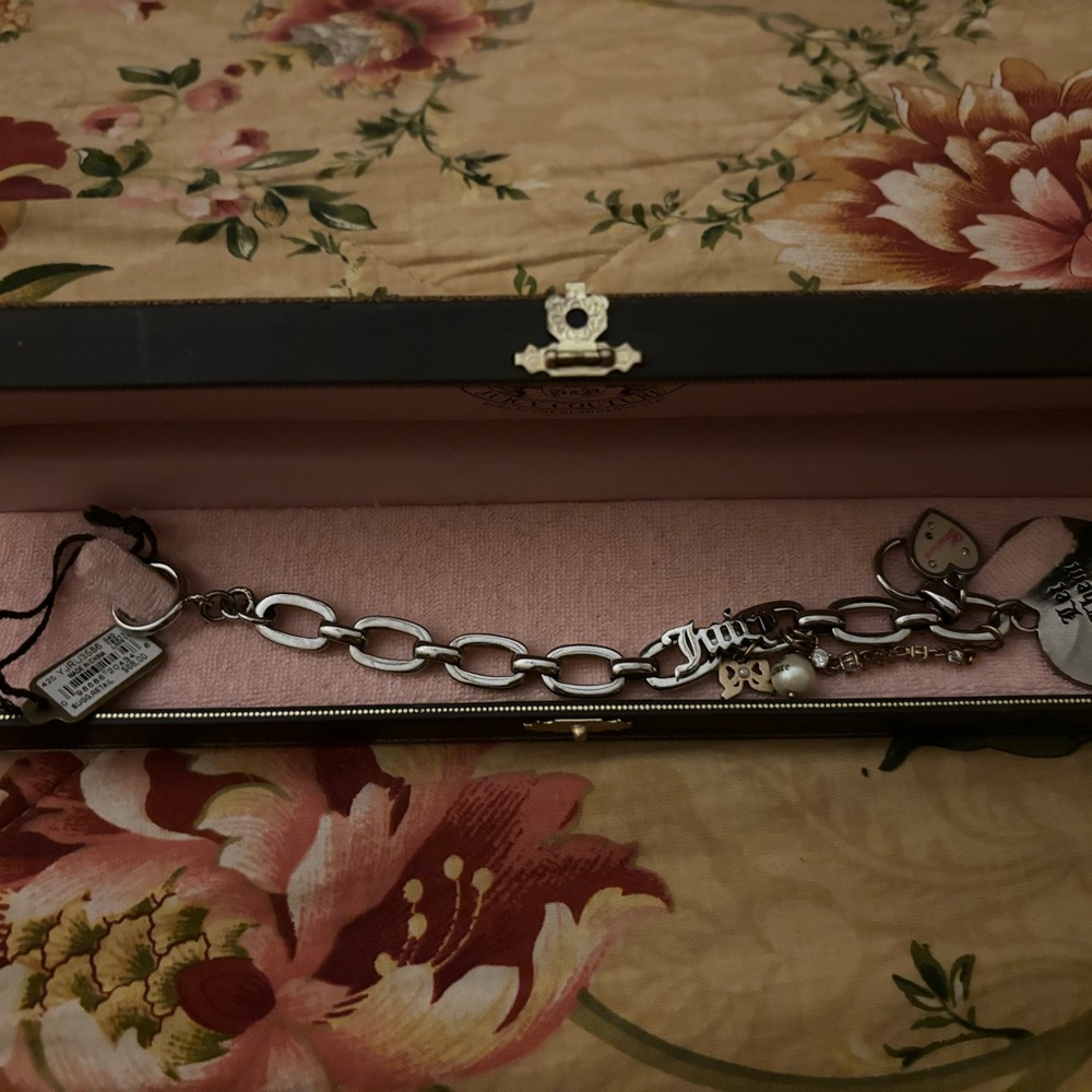 Juicy couture charm bracelet silver